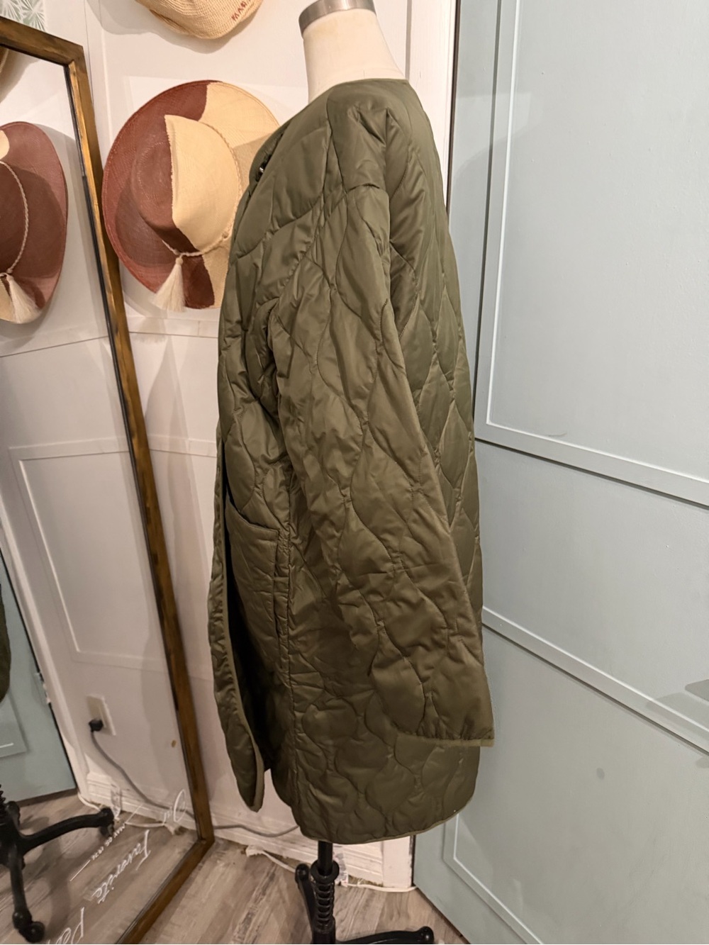 Everlane The Long Quilted Liner Coat in Kalamata Green XL - Picture 13 of 14